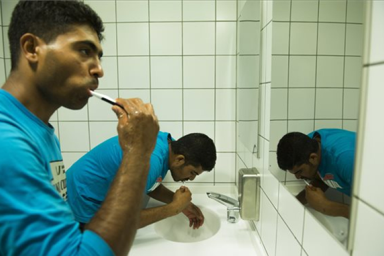 Illegális bevándorlás - Megnyílt az első tranzitzóna a fővárosban