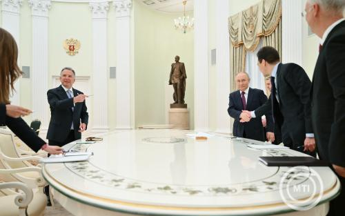 Ha Kijev és Moszkva nem ér el eredményt a béketárgyalásokon, Washington kivonul a rendezésből