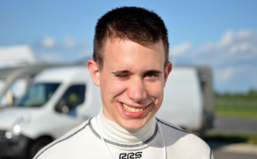 Egyik szemem sír, a másik nevet!